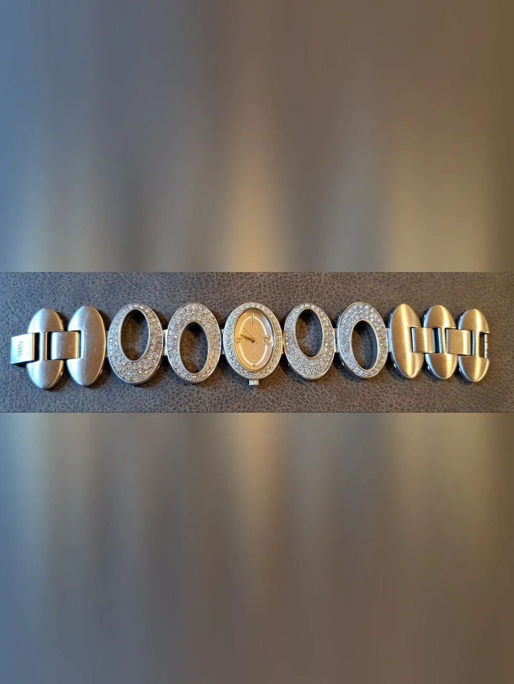 Beautiful Fossil Silver Oval Bracelet Watch Bling Crystals Stainless Steel